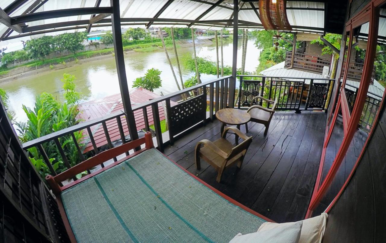 The Riverside Guest House Lampang Exterior foto